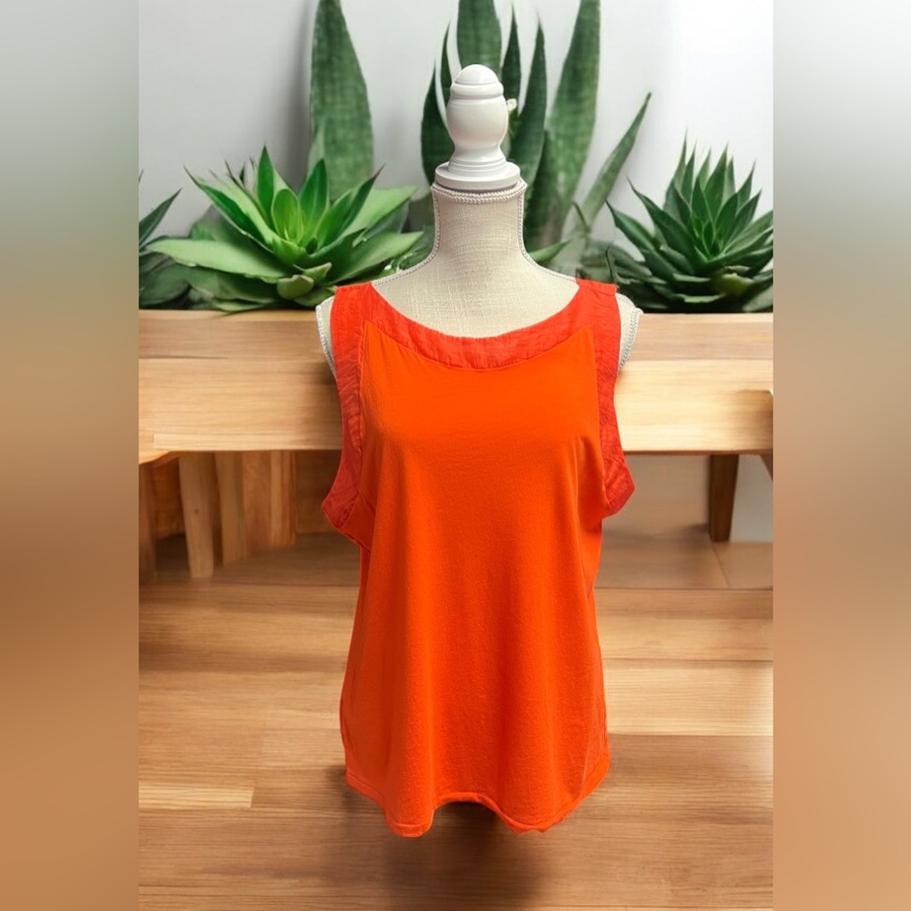 Ann Taylor tank top‎